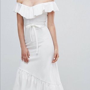 White off shoulder maxi dress